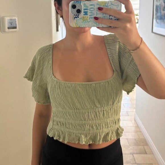 ASTR The Label Women's Green Crop-top - Picture 1 of 4